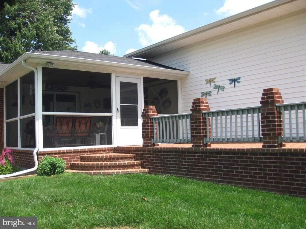 Photo of 4427 VALLEY VIEW ROAD
