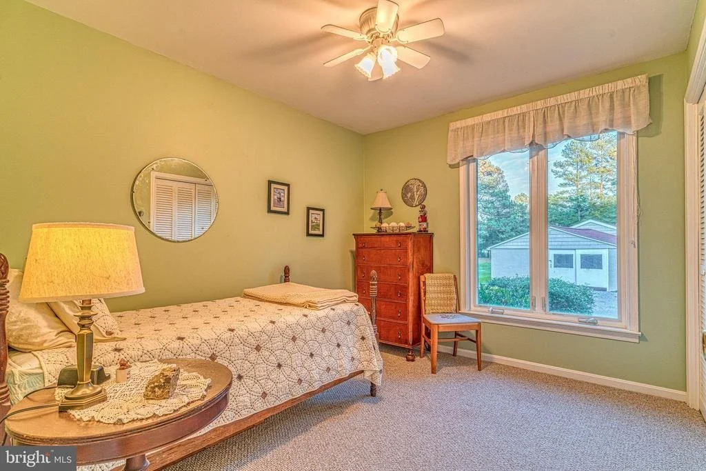 Photo of 16185 BRADBURN LANE