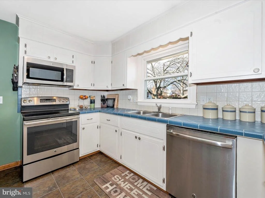 Photo of 232 WYNGATE DRIVE