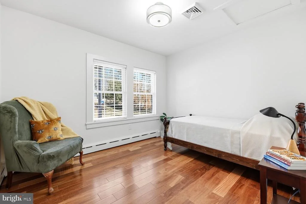 Photo of 862 CENTRAL AVENUE