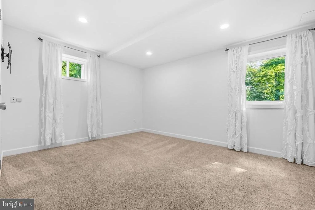 Photo of 5313 ATLEE PLACE