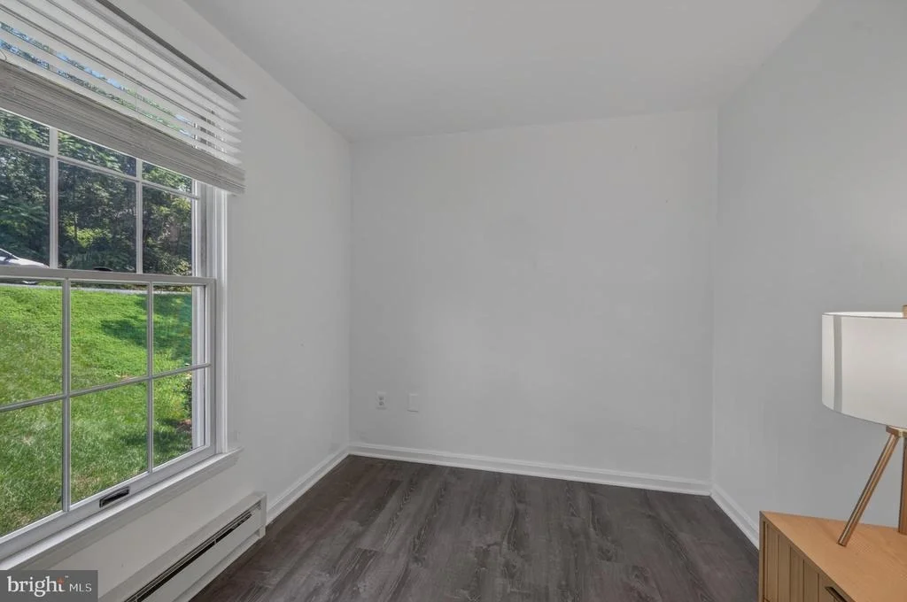 Photo of 28 E E STREET