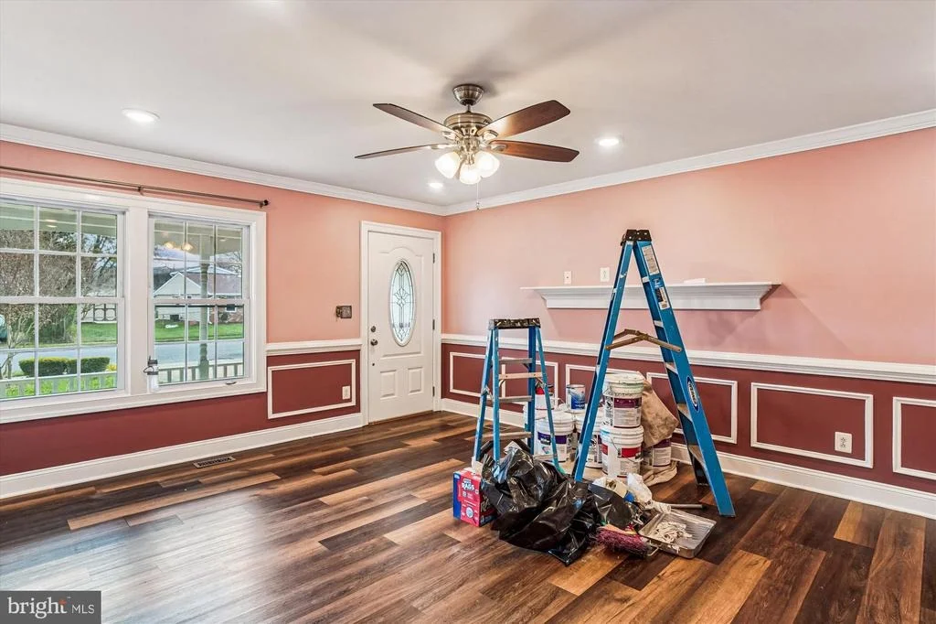 Photo of 417 WHITE OAK PLACE