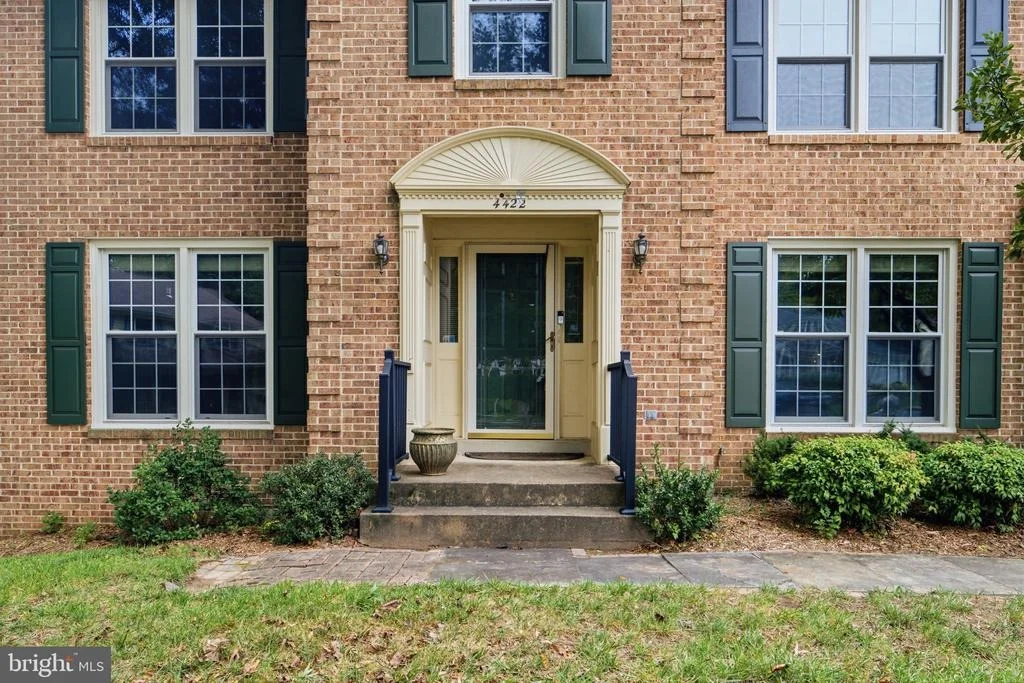 Photo of 4422 BERWICK PLACE