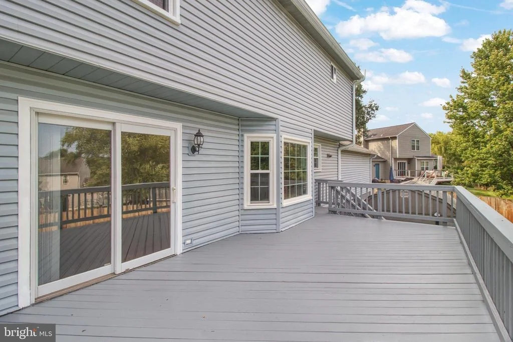 Photo of 1433 VALEBROOK LANE