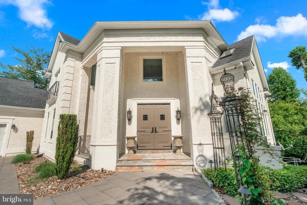 Photo of 920 PINE VALLEY