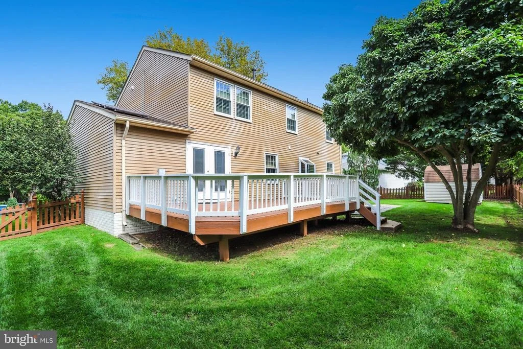 Photo of 2002 JONATHAN DRIVE