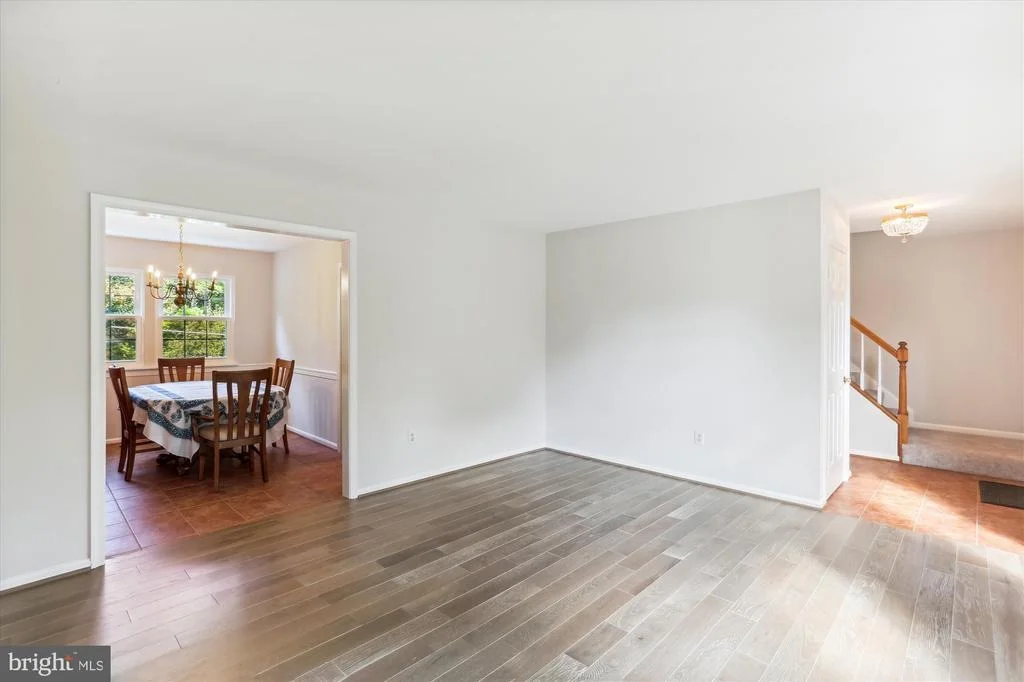 Photo of 927 POINTER RIDGE DRIVE