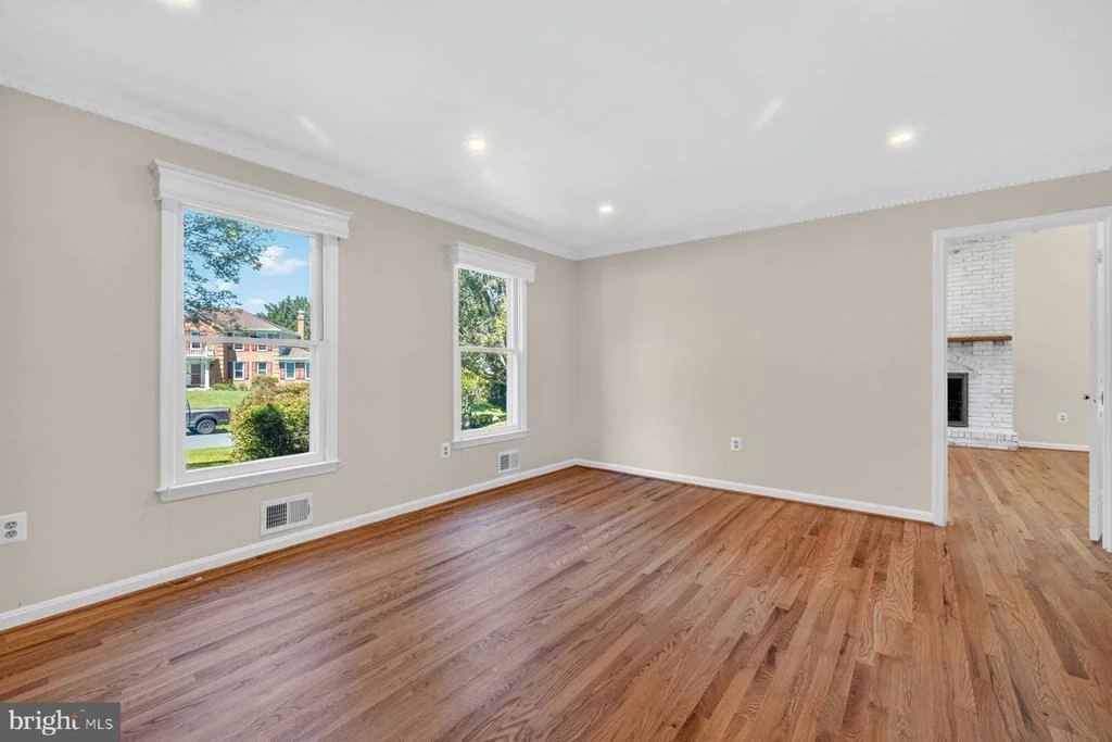Photo of 15001 NOTLEY ROAD