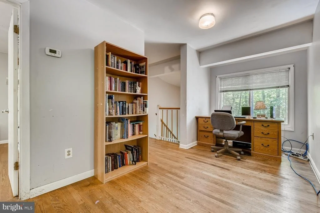 Photo of 10833 GAMBRILL PARK ROAD
