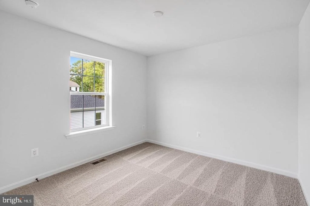 Photo of 35603 PINE NEEDLE LANE