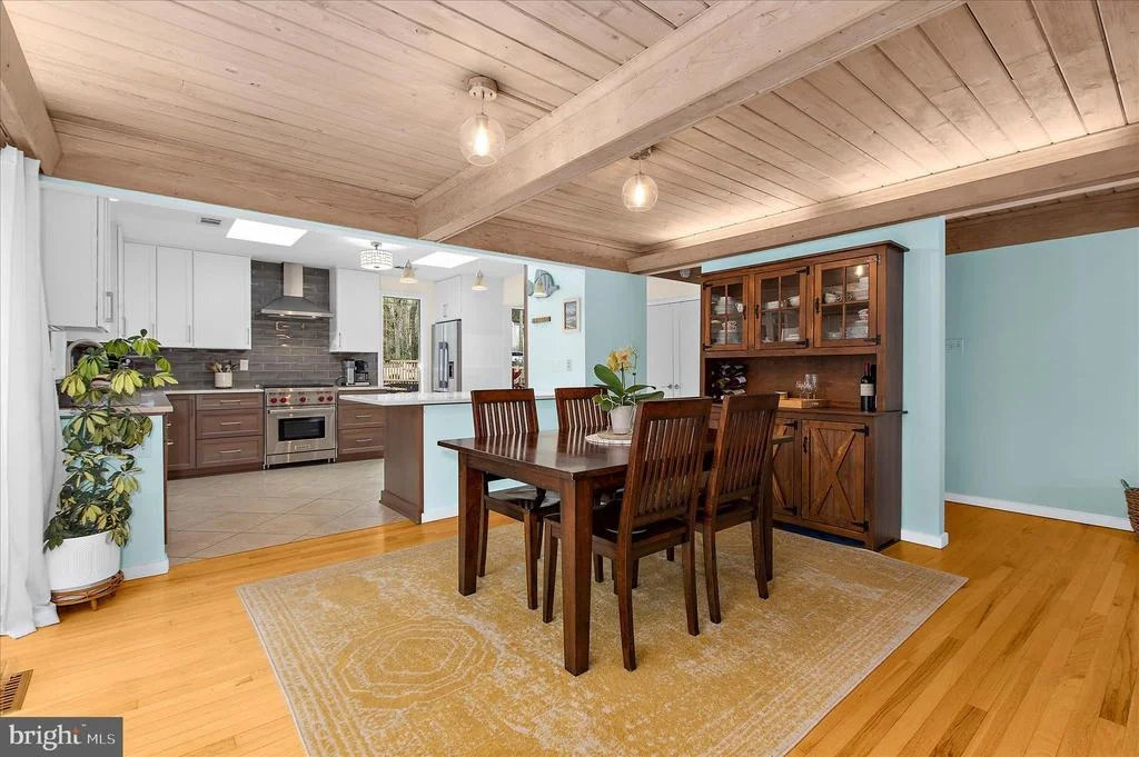 Photo of 2642 QUEEN ANNE CIRCLE