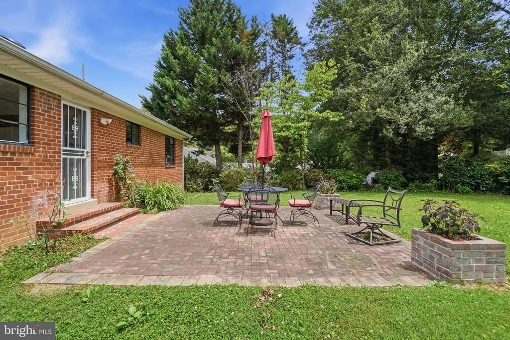 Photo of 7005 RALEIGH ROAD