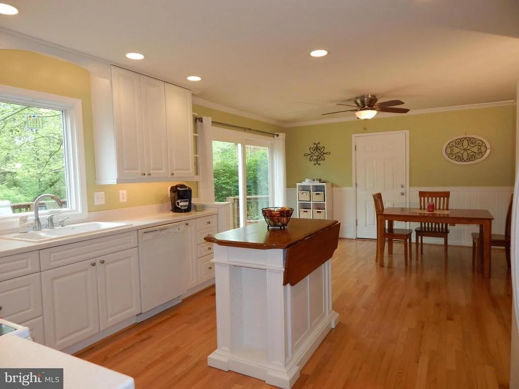 Photo of 9550 ANGELINA CIRCLE