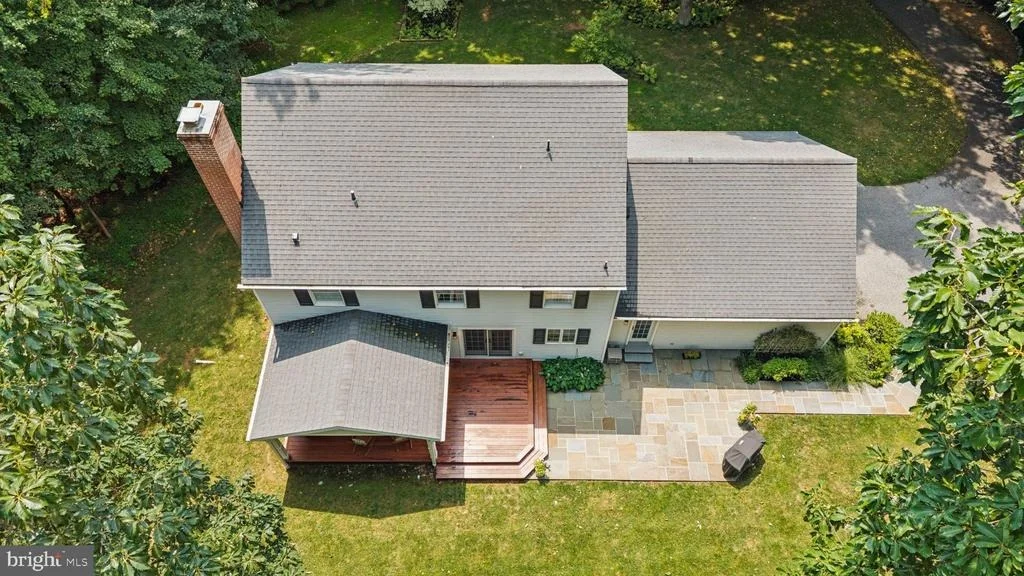 Photo of 1012 OLD BARN ROAD