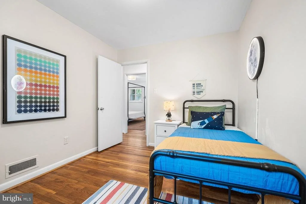 Photo of 2305 PEGGY LANE