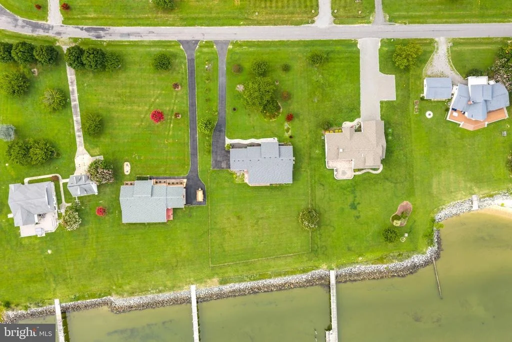 Photo of 339 POTOMAC DRIVE