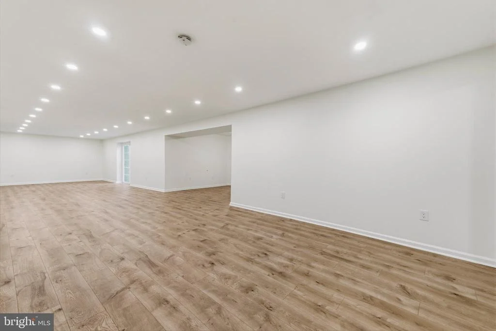 Photo of 1809 KINGS FOREST TRAIL