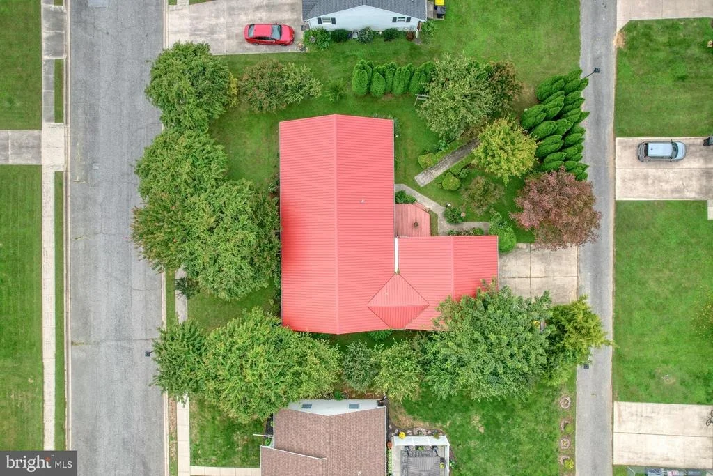 Photo of 956 JANEKA LANE