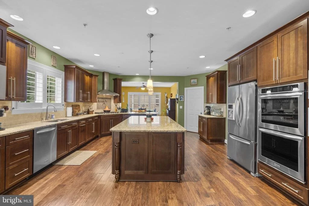 Photo of 7239 WINDSOR LANE