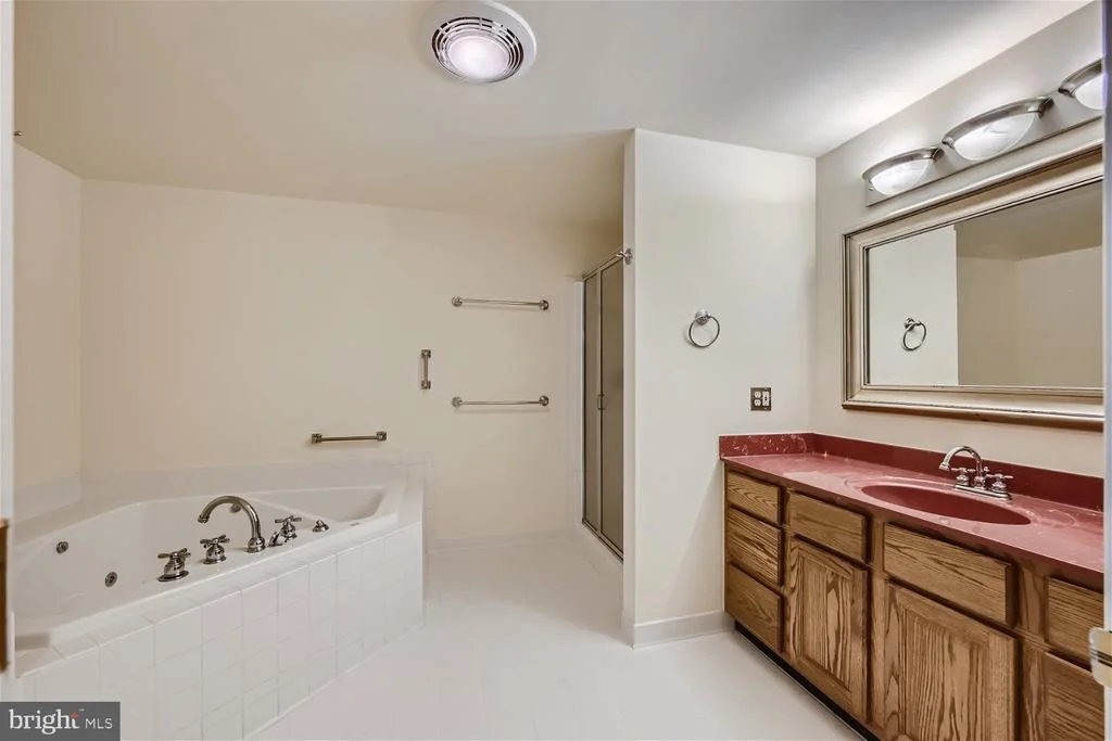 Photo of 15014 SPRING MEADOWS DRIVE