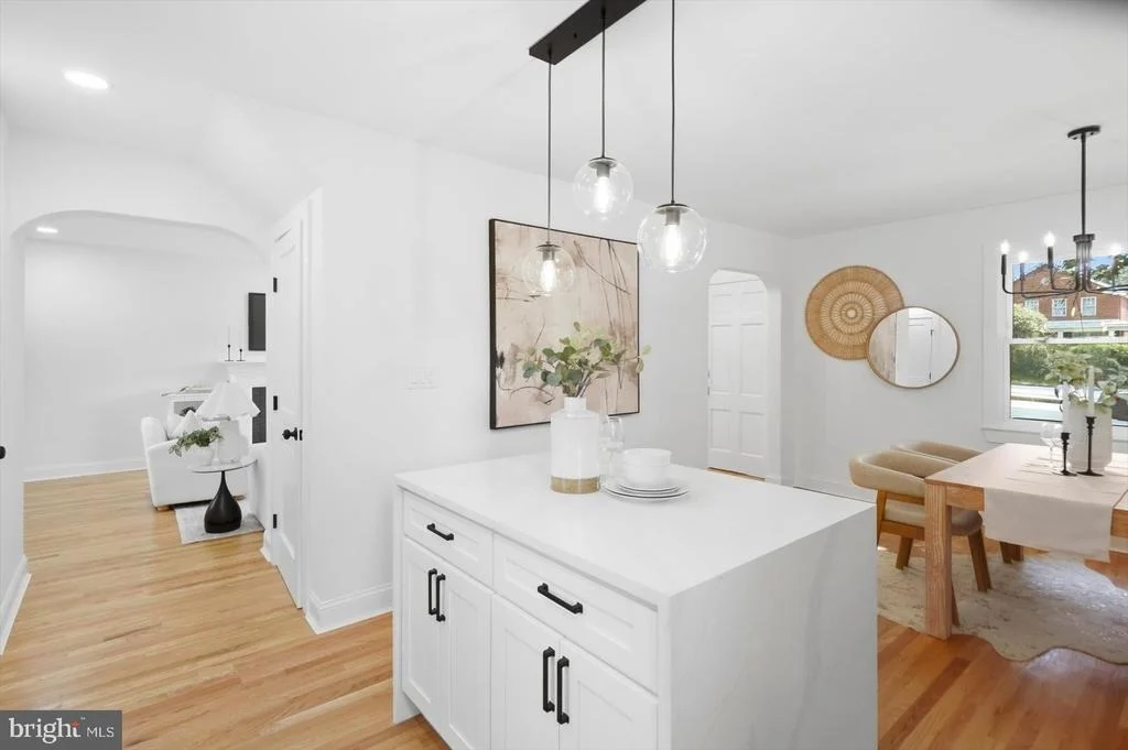 Photo of 9424 COLESVILLE ROAD