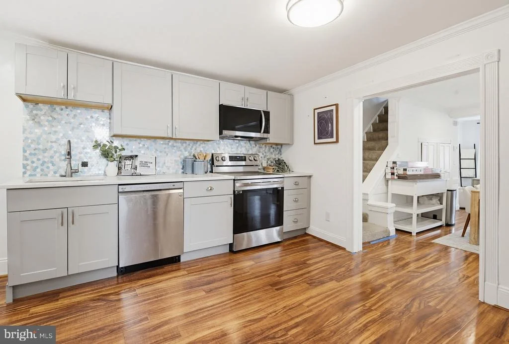 Photo of 185 CLAY STREET