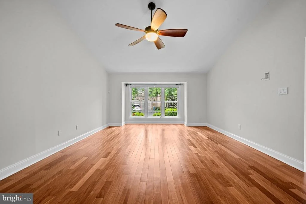 Photo of 10215 MARTINHOE DRIVE
