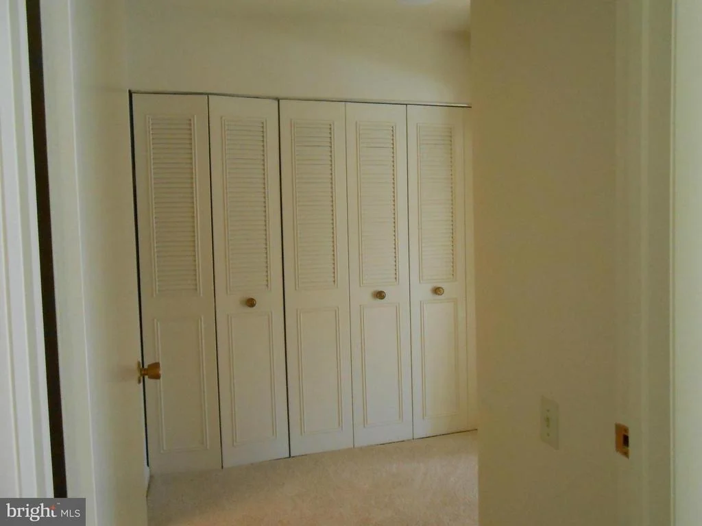 Photo of Unit 731D at 3398 GLENEAGLES DRIVE