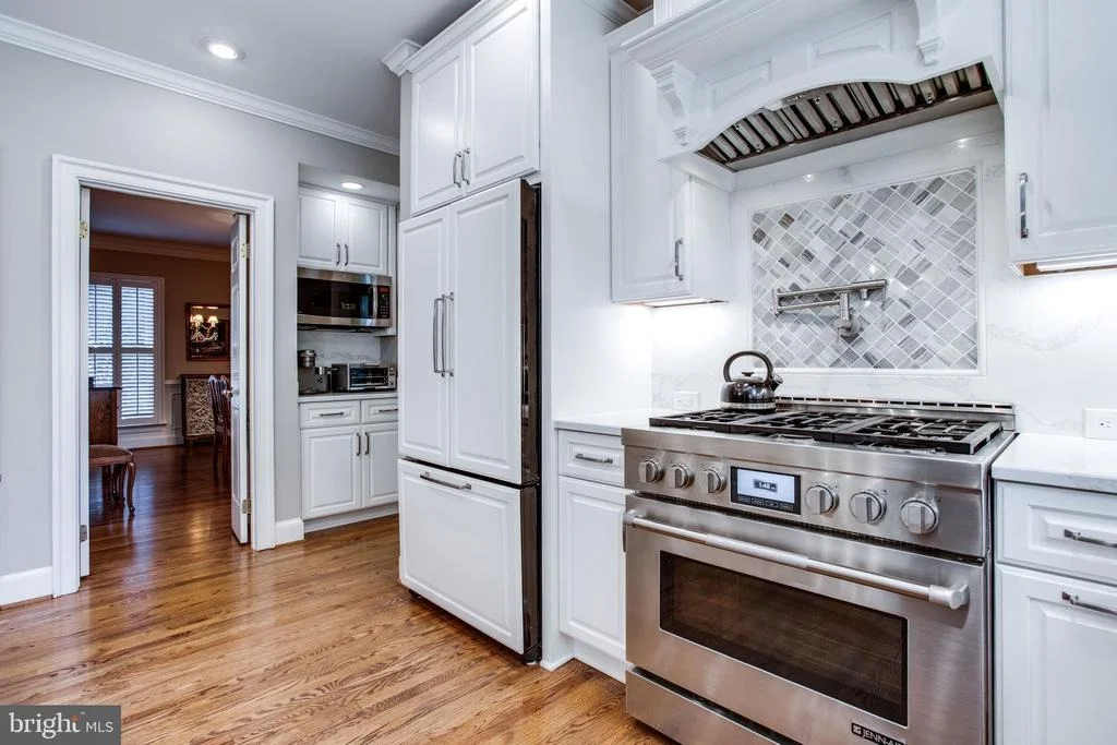 Photo of 12704 POND CREST LANE