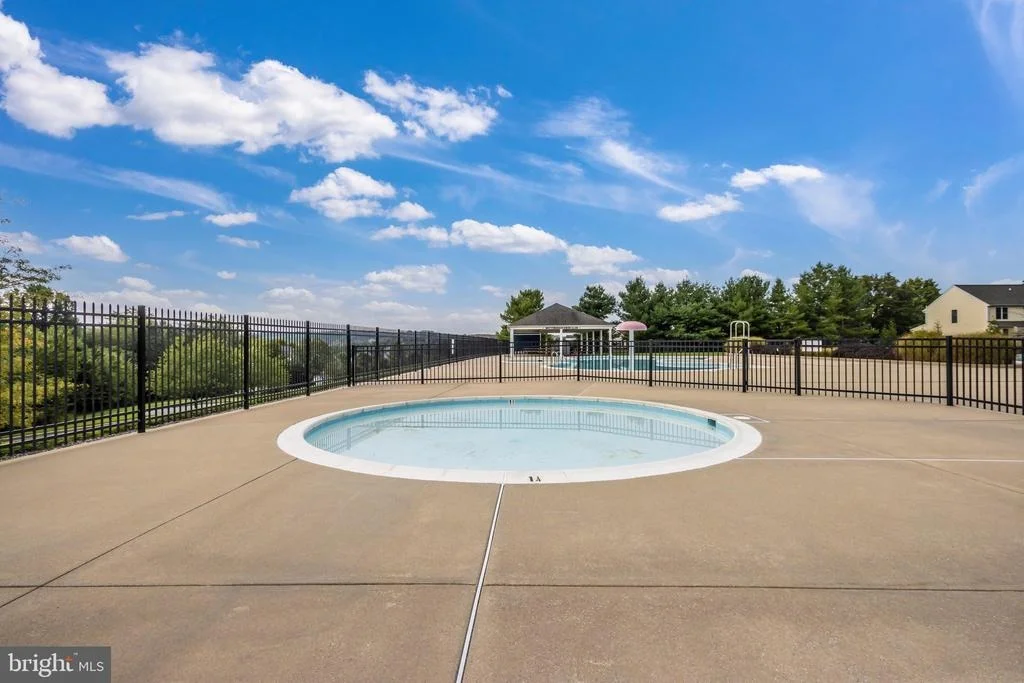 Photo of 1206 CROSSBOW ROAD