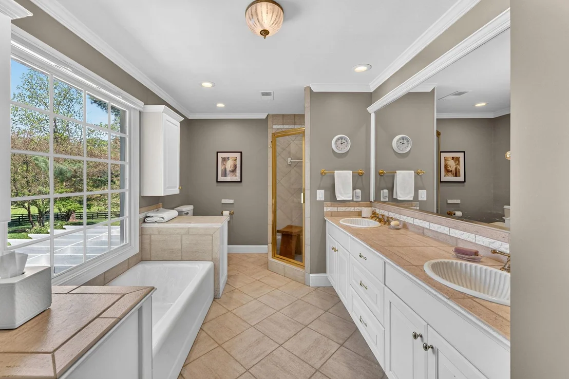 Photo of 23559 PARSONS ROAD