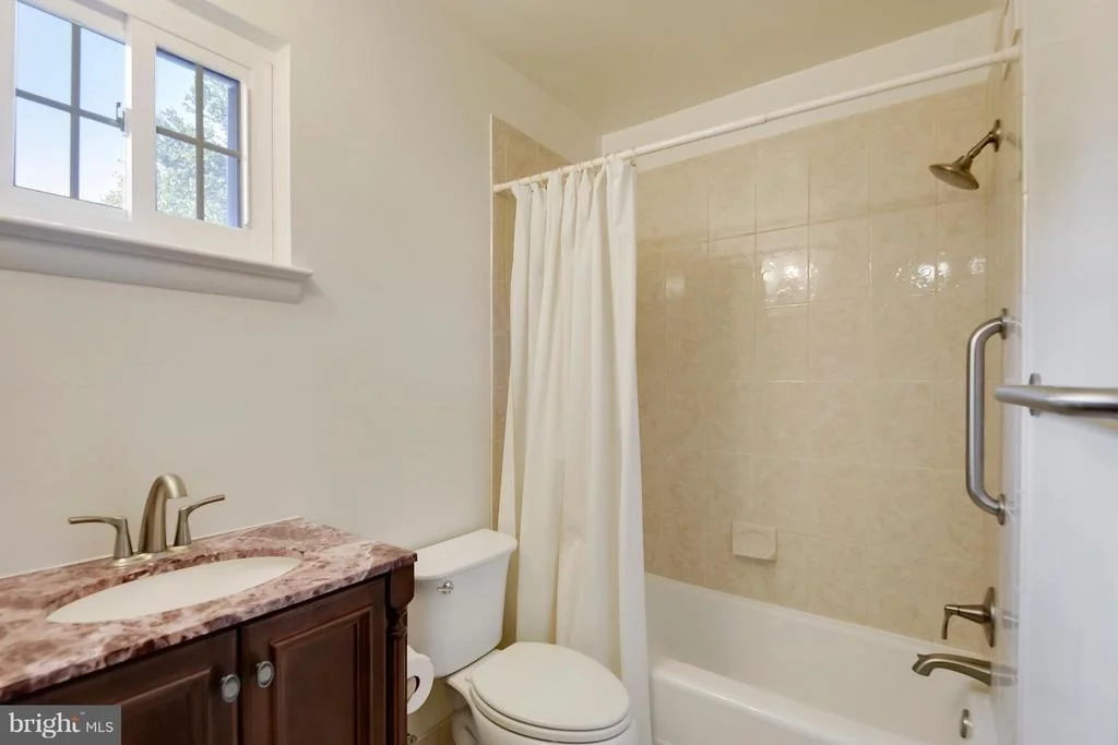 Photo of 9517 FLOWER AVENUE