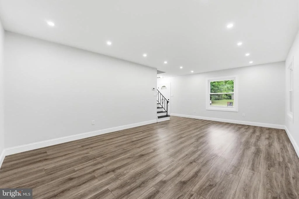 Photo of 27 PARKSIDE CIRCLE