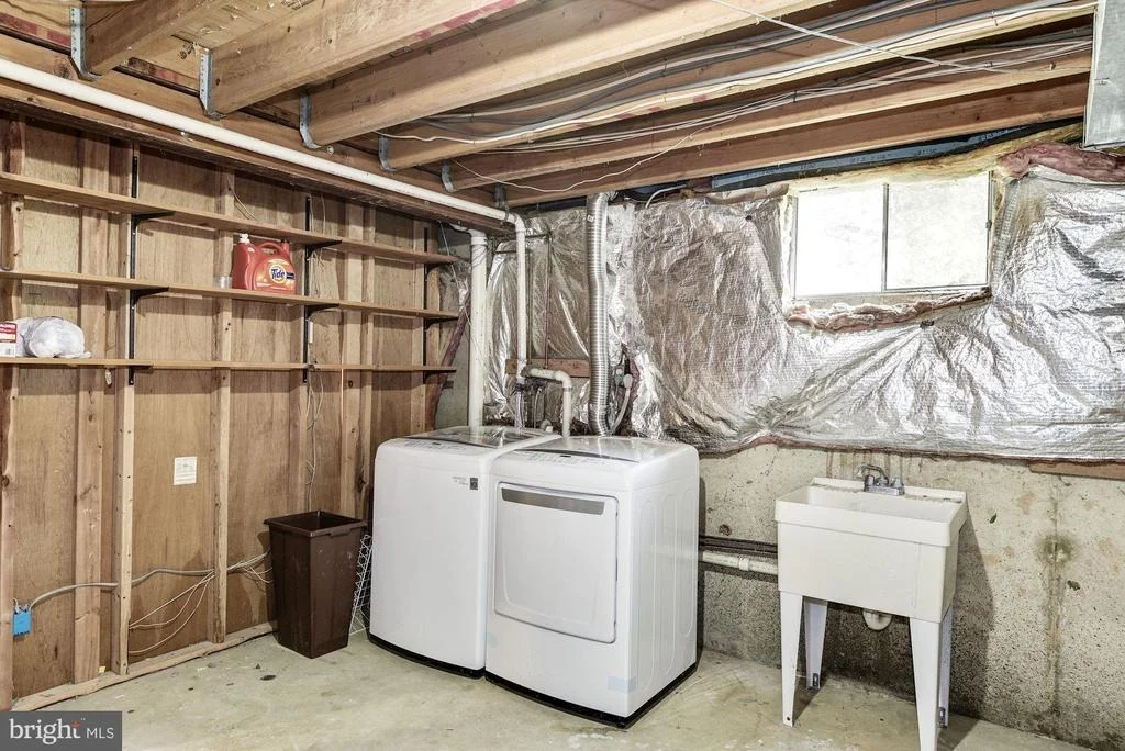 Photo of 1313 CROCKETT LANE