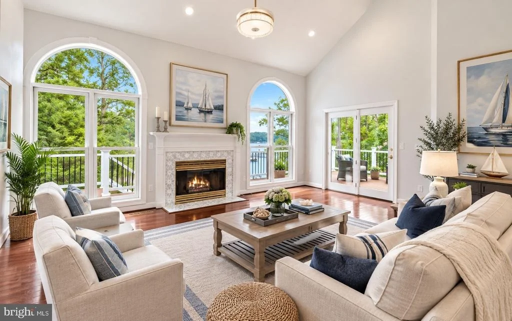 Photo of 575 LAUREL ROAD