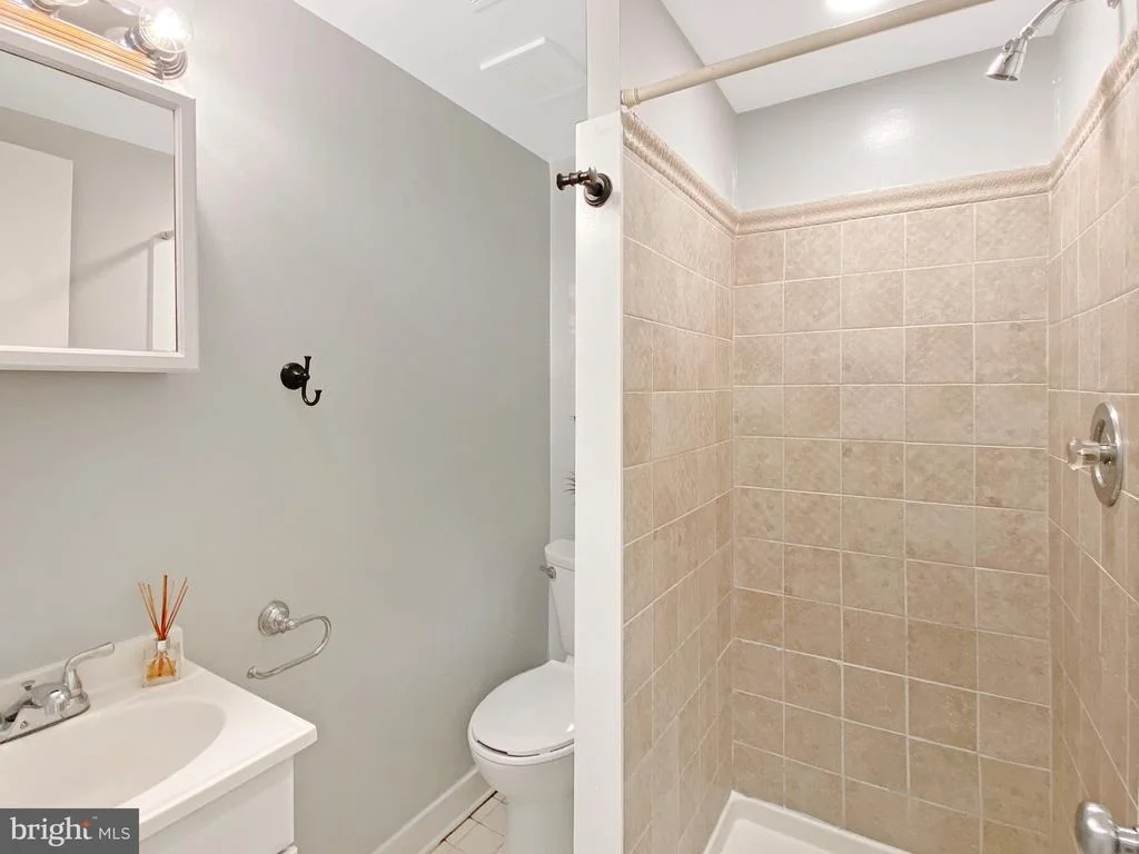 Photo of Unit 1G at 8352 IMPERIAL DRIVE