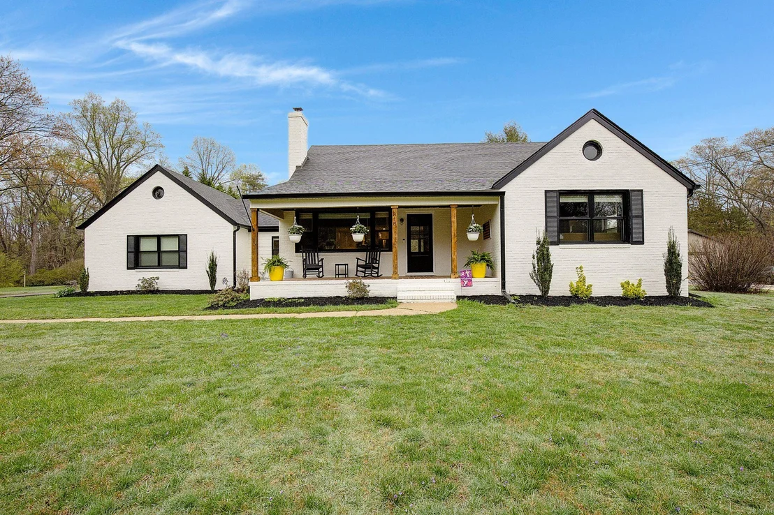 Photo of 818 CEDARCROFT DRIVE