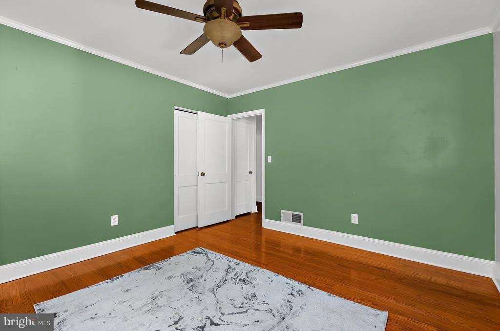 Photo of 545 FOREST VIEW ROAD