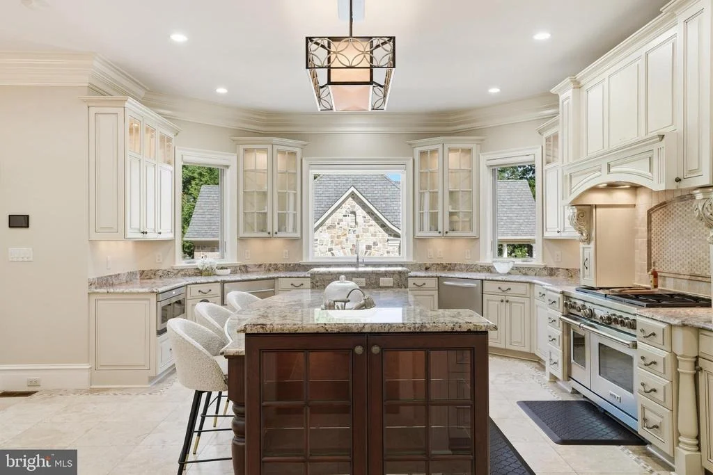 Photo of 1239 DALEVIEW DRIVE