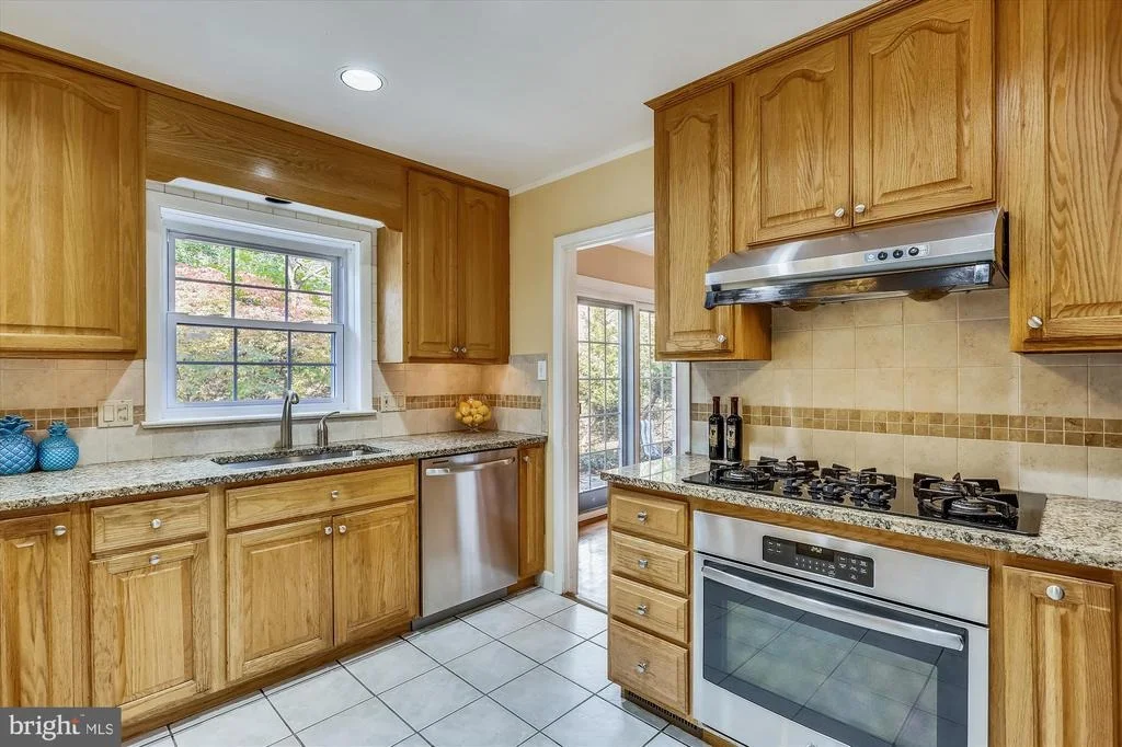 Photo of 16620 BETHAYRES ROAD