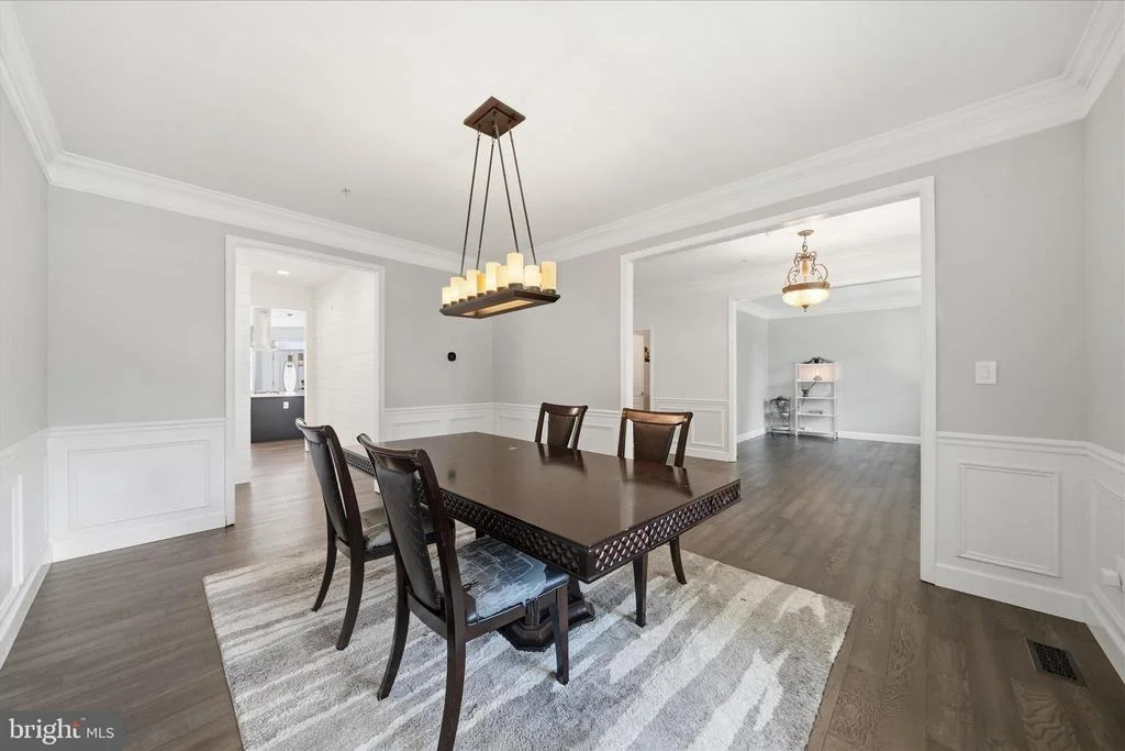 Photo of 23121 FREDERICK ROAD