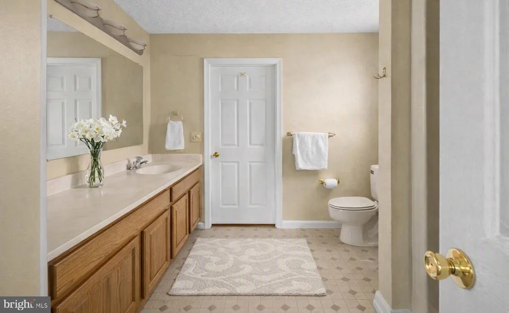 Photo of 1076 STUART DRIVE