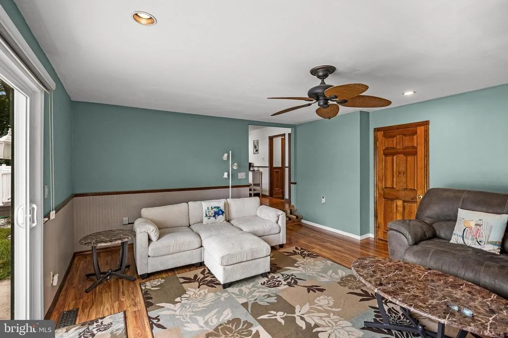 Photo of 52 SUNSET DRIVE