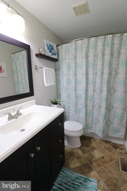 Photo of 17501 COLLIER CIRCLE