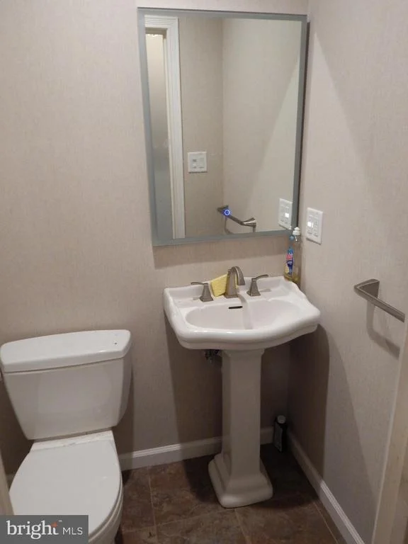 Photo of 512 ELLSWORTH DRIVE