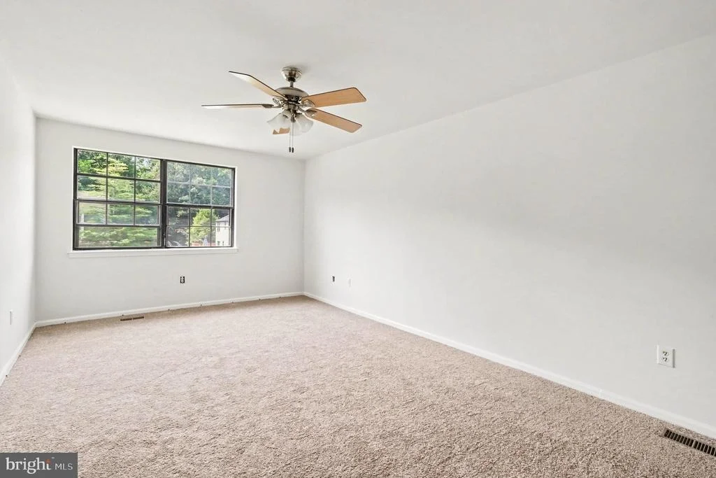 Photo of 737 FOX CHASE CIRCLE