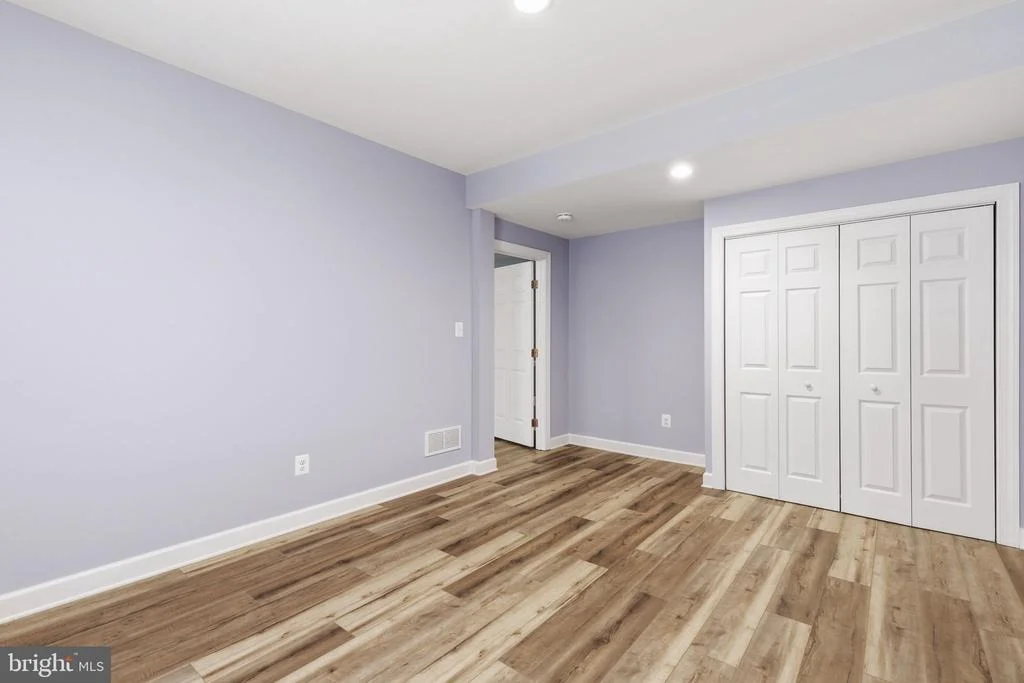 Photo of 1124 OAK TREE DRIVE