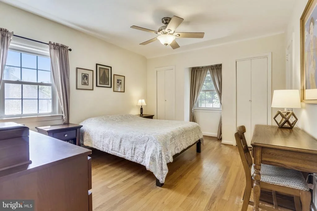 Photo of 2413 CHURCHILL ROAD