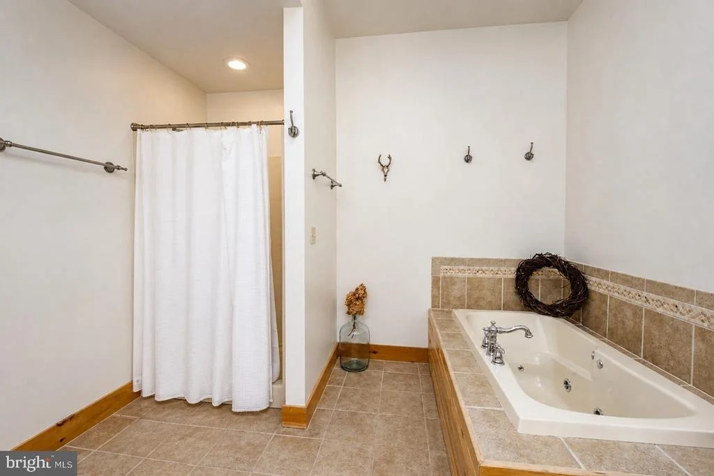 Photo of 282 LAKEFRONT LINKS DRIVE